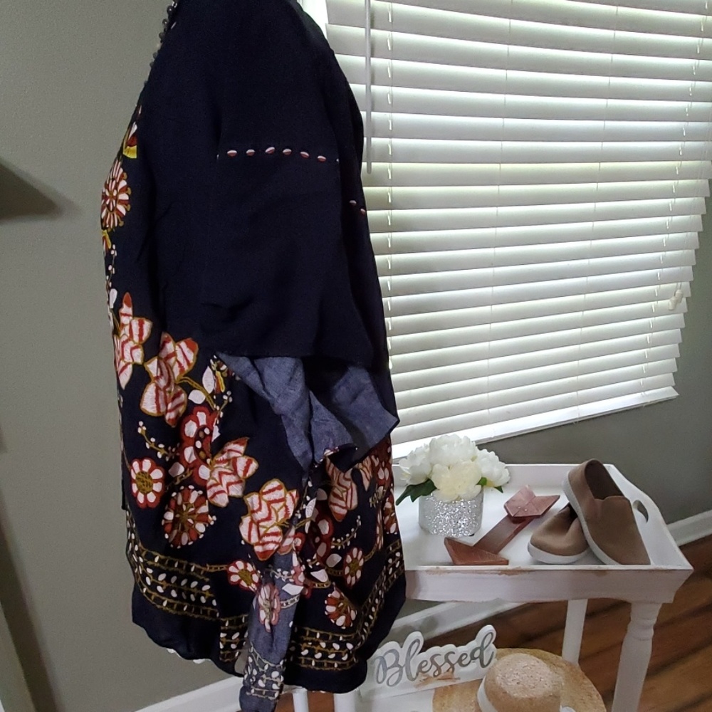 *ONLY 1 LEFT* Floral Print Kimono - Picture 3 of 7